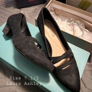 Black high heel shoes